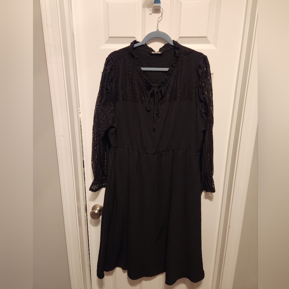 BloomChic Black Long Sleeve Dress
